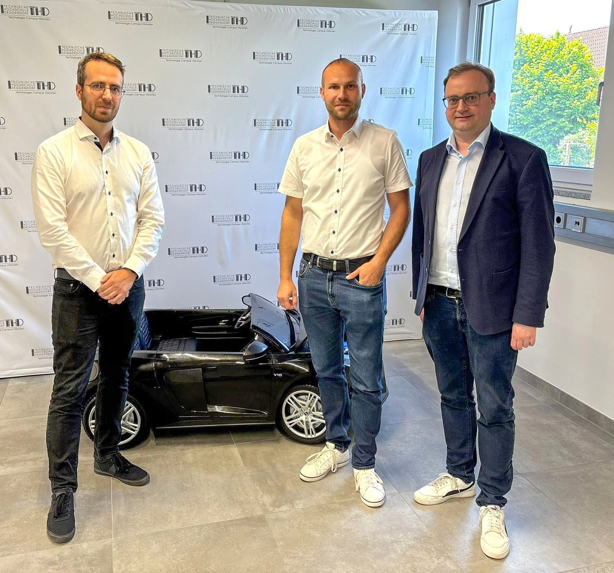 Foto (Abgeordnetenbro Passau): (v. l.) Stefan Anthuber (operative Leitung des TCV), Prof. Dr. Michael Heigl (wissenschaftliche Leitung des TCV) und MdL Stefan Meyer.