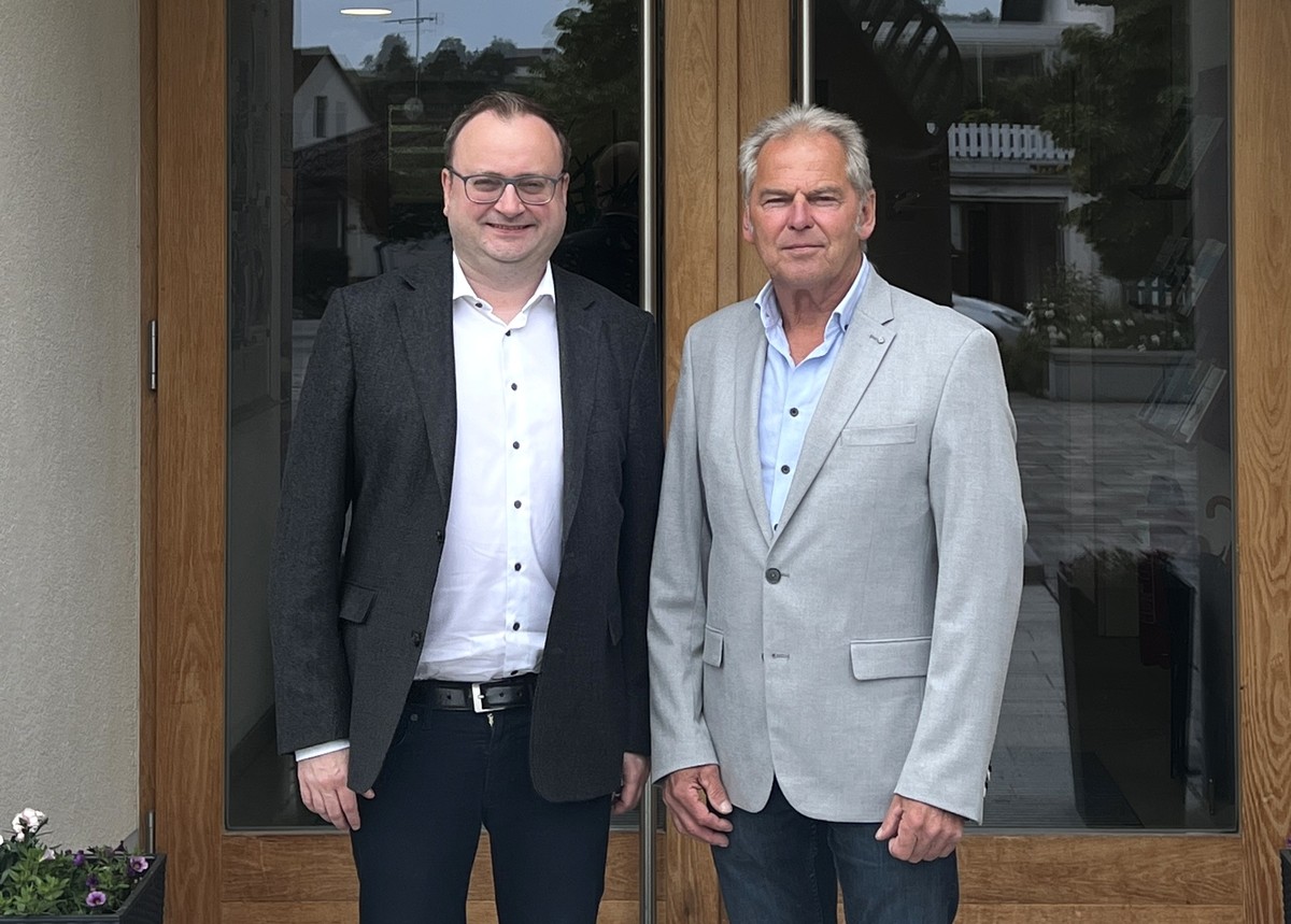 Foto (Abgeordnetenb�ro Passau): (v. l.) MdL Stefan Meyer und B�rgermeister Heribert Knab. 