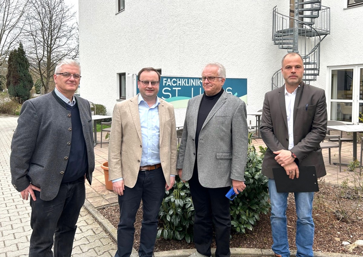 Foto (Frank Gbner): Rechtsanwalt Jens Wernick, MdL Stefan Meyer, Geschftsfhrer Otto Wunsch und  Wolfgang Rauprich.